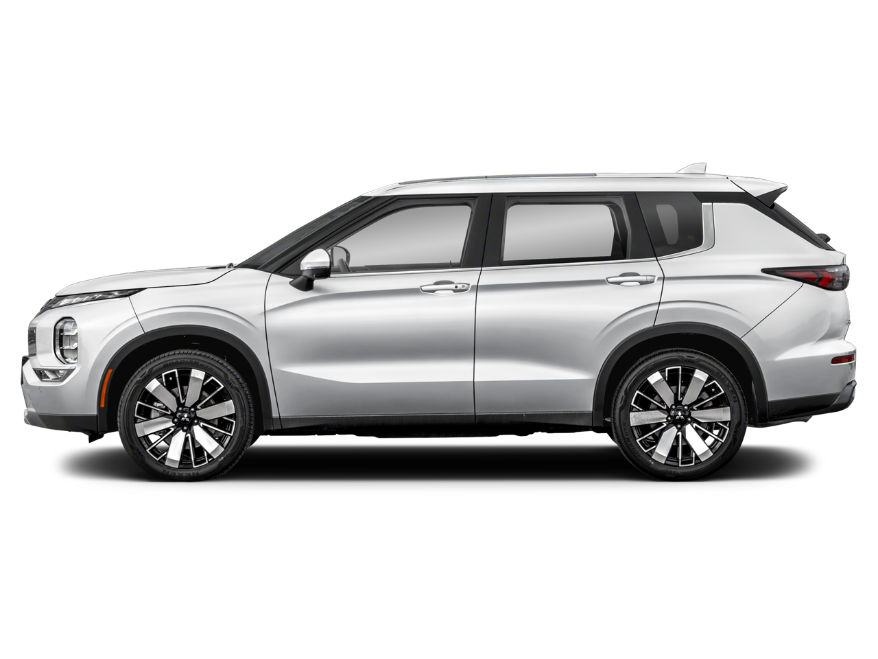 2025 Mitsubishi Outlander SE - Photo 36