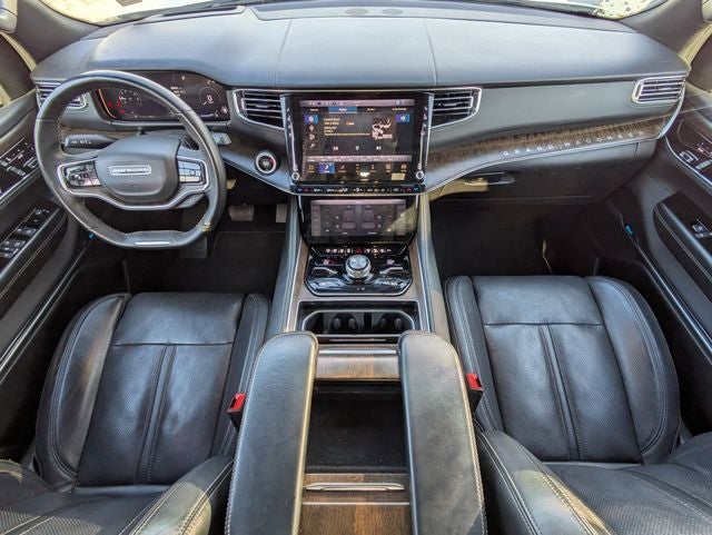 2023 Jeep Grand Wagoneer Base