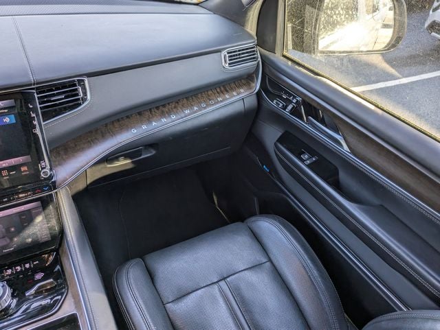 2023 Jeep Grand Wagoneer Base