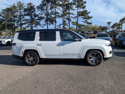 2023 Jeep Grand Wagoneer Base