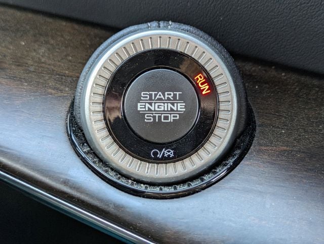 2023 Jeep Grand Wagoneer Base