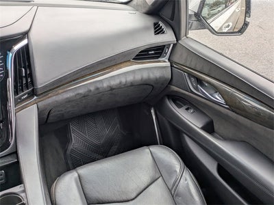 2018 Cadillac Escalade Platinum Edition