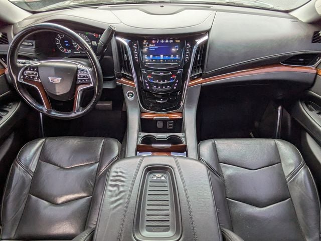 2018 Cadillac Escalade ESV Luxury