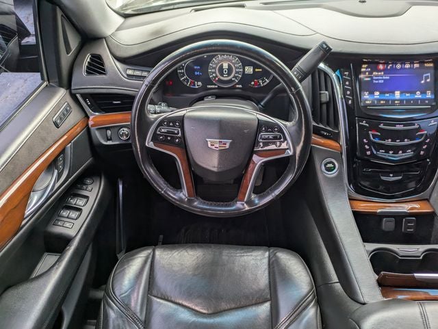 2018 Cadillac Escalade ESV Luxury