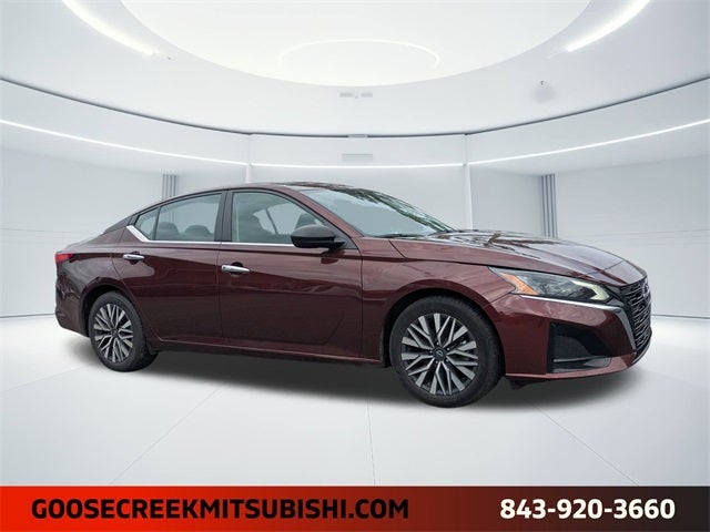 2024 Nissan Altima SV