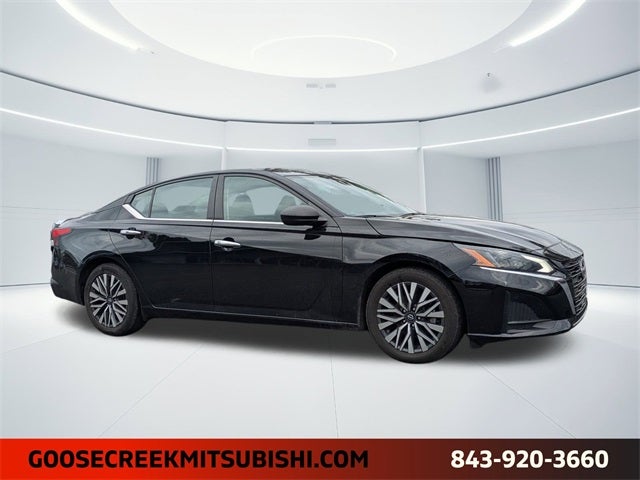 2024 Nissan Altima SV