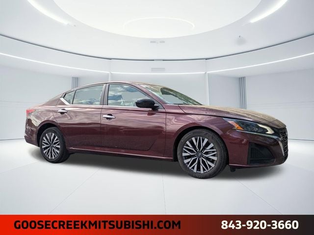 2024 Nissan Altima SV