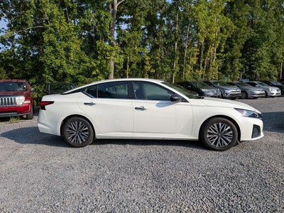 2025 Nissan Altima 2.5 SV