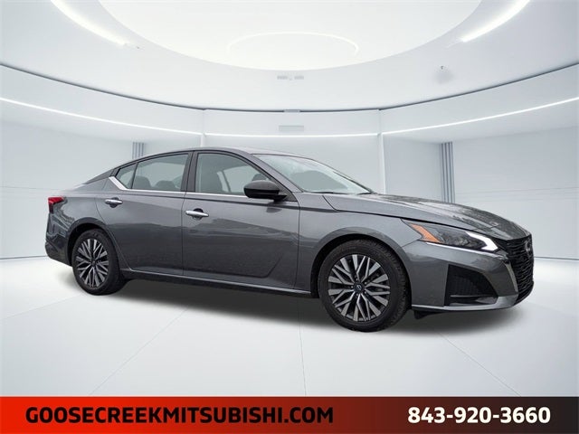 2024 Nissan Altima SV