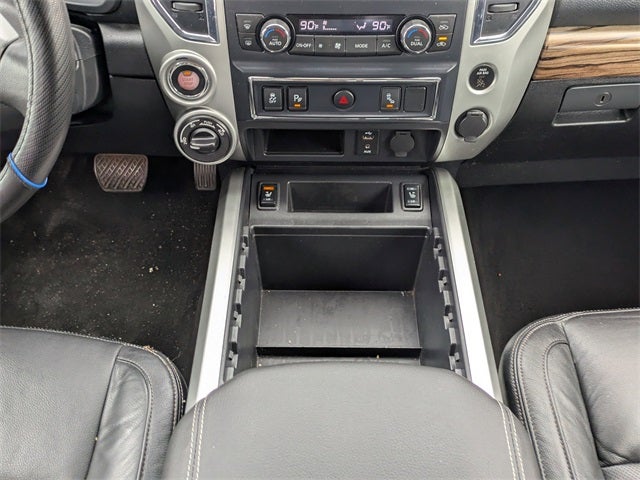 2017 Nissan Titan SL