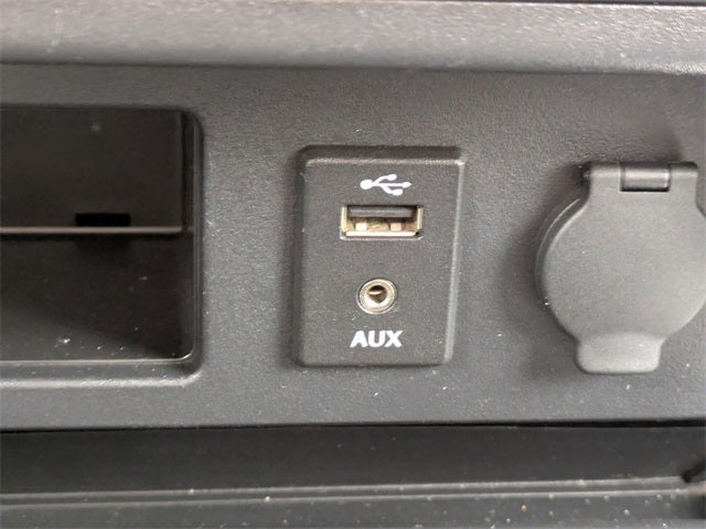 2017 Nissan Titan SL