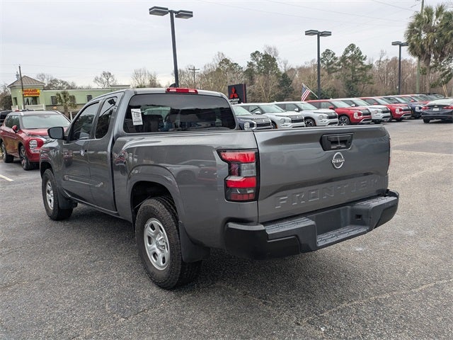 2022 Nissan Frontier S