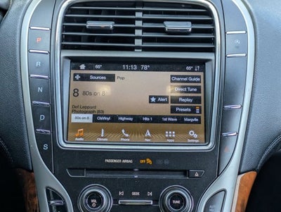 2019 Lincoln Nautilus Select