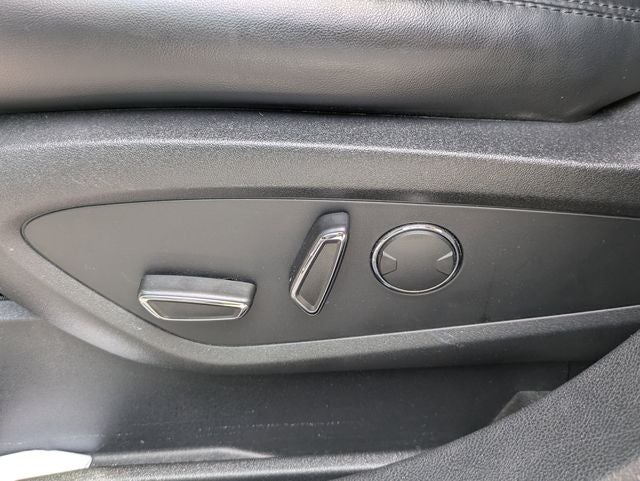 2019 Lincoln Nautilus Select