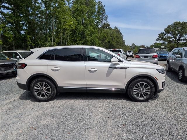 2019 Lincoln Nautilus Select