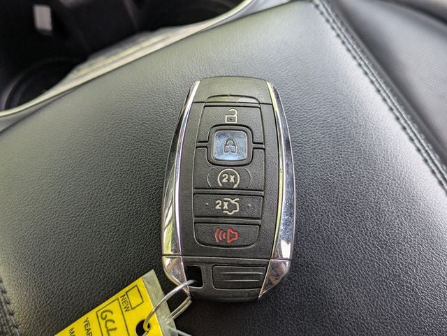 2019 Lincoln Nautilus Select