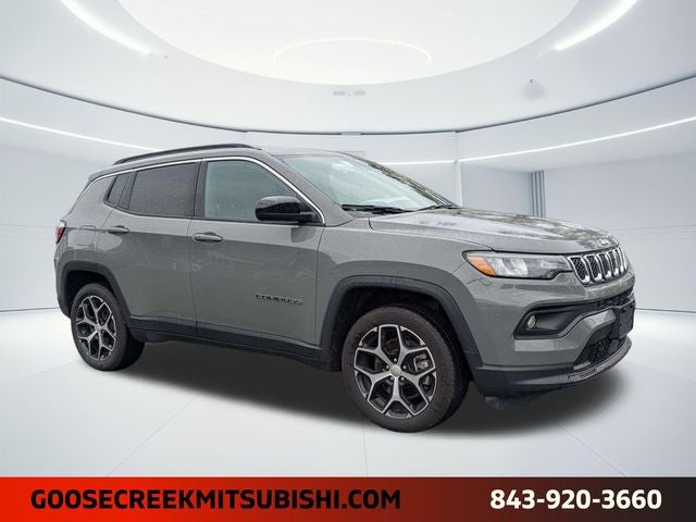 2024 Jeep Compass Latitude 4X4's photo