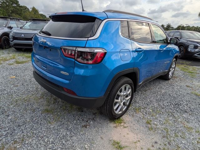 2024 Jeep Compass Latitude Lux