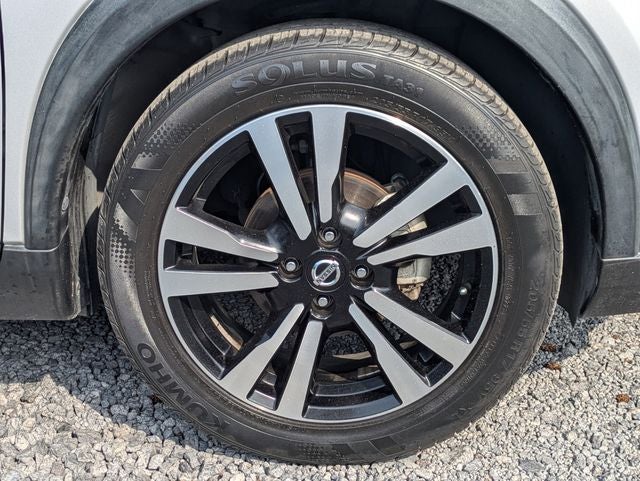 2019 Nissan Kicks SR
