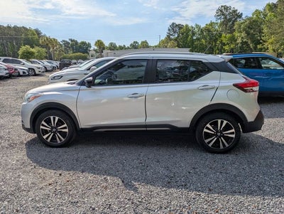 2019 Nissan Kicks SR