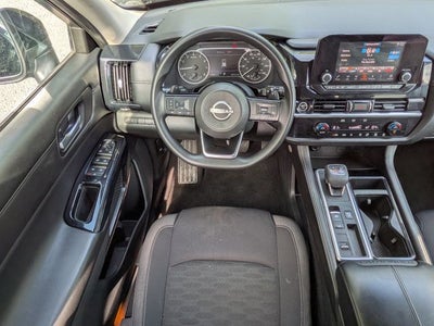 2022 Nissan Pathfinder S