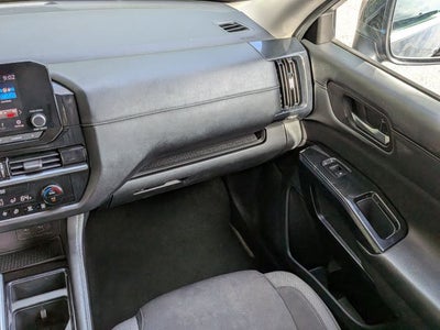 2022 Nissan Pathfinder S