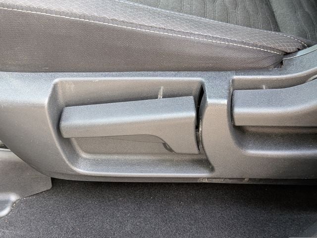 2022 Nissan Pathfinder S