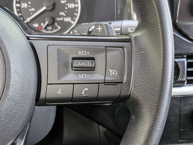 2022 Nissan Pathfinder S