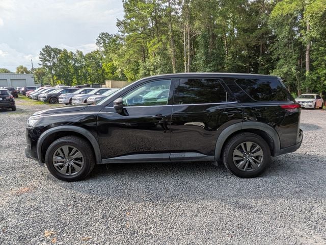 2022 Nissan Pathfinder S
