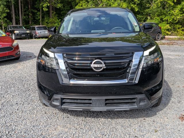 2022 Nissan Pathfinder S