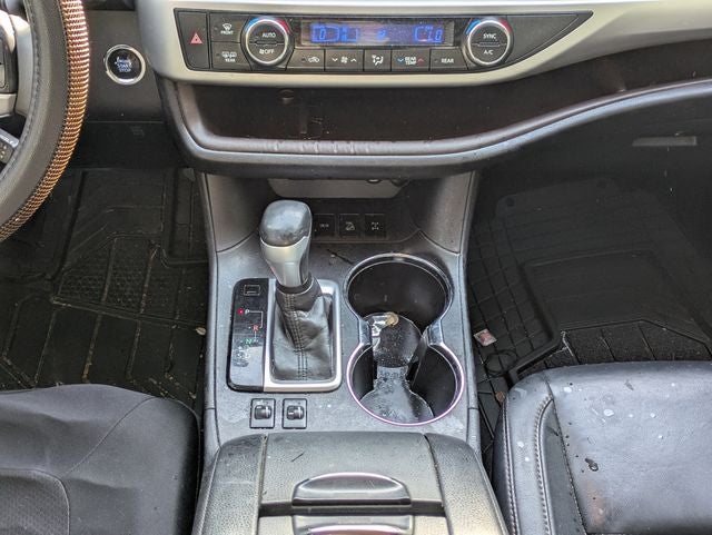 2016 Toyota Highlander XLE V6