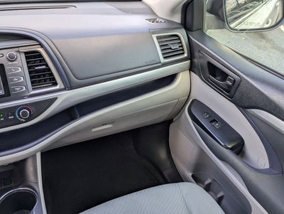 2019 Toyota Highlander Base