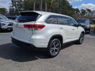 2019 Toyota Highlander Base