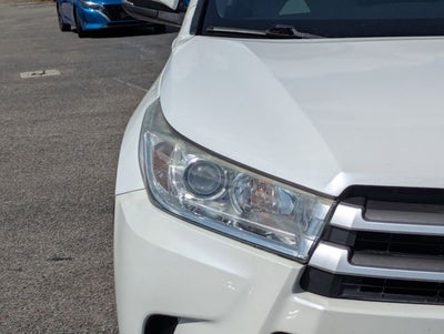 2019 Toyota Highlander Base