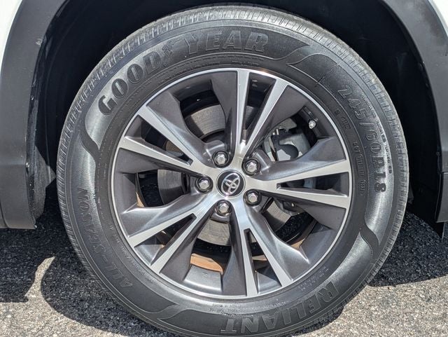 2019 Toyota Highlander Base