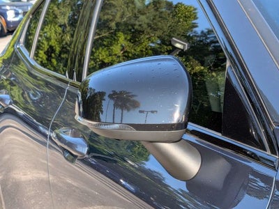 2023 Volvo S60 Recharge Plug-In Hybrid T8 Plus Dark Theme