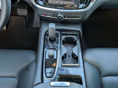 2023 Volvo S60 Recharge Plug-In Hybrid T8 Plus Dark Theme