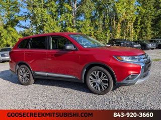 2017 Mitsubishi Outlander ES