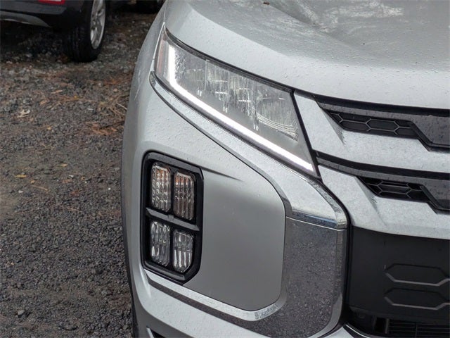 2025 Mitsubishi Outlander Sport Base