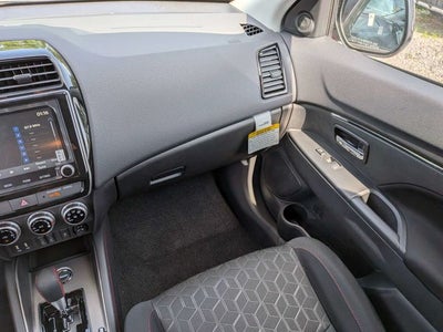 2026 Mitsubishi Outlander Sport 2.0 LE