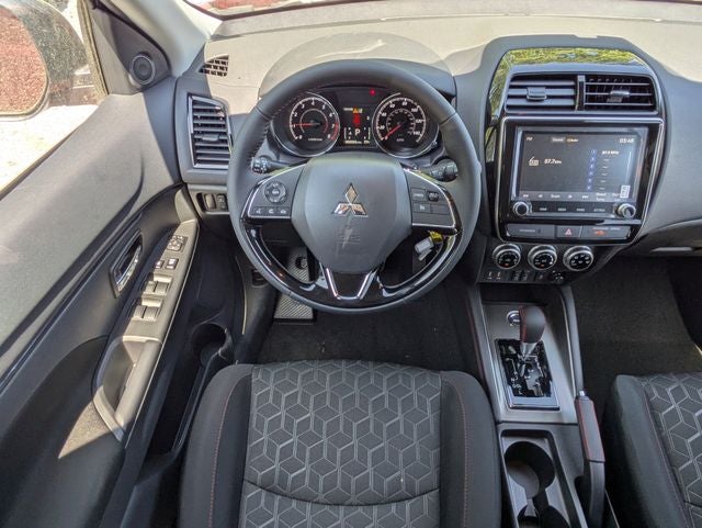 2026 Mitsubishi Outlander Sport 2.0 LE