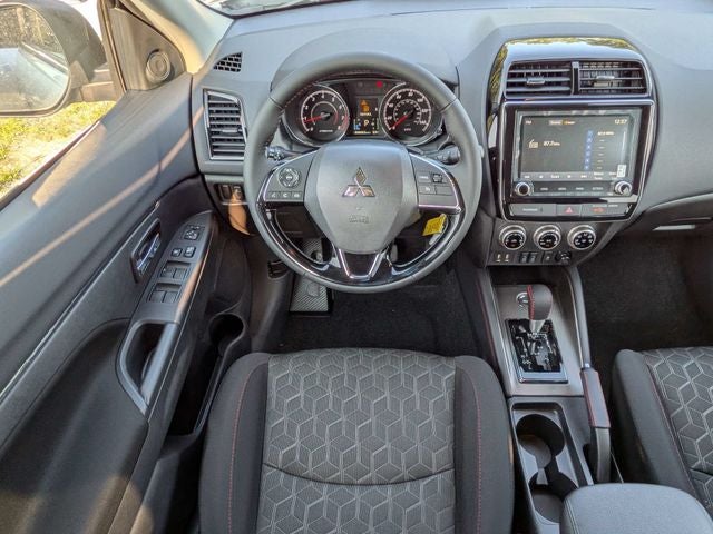2026 Mitsubishi Outlander Sport 2.0 LE