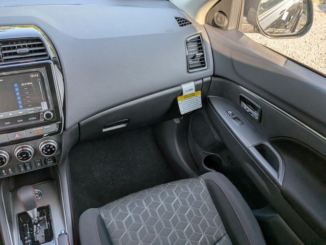 2026 Mitsubishi Outlander Sport 2.0 LE