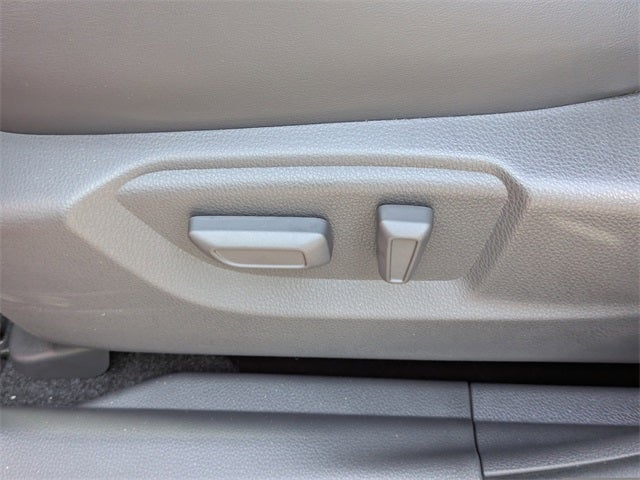 2026 Mitsubishi Eclipse Cross Base