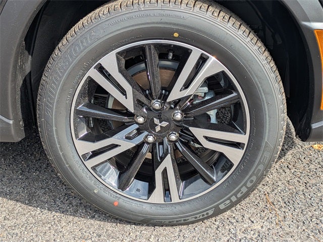 2026 Mitsubishi Eclipse Cross Base