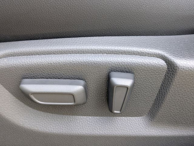 2026 Mitsubishi Eclipse Cross Base