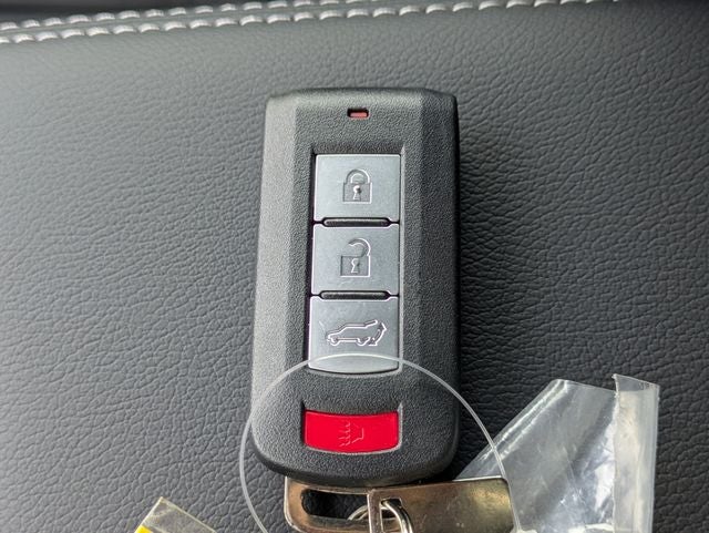 2026 Mitsubishi Eclipse Cross Base