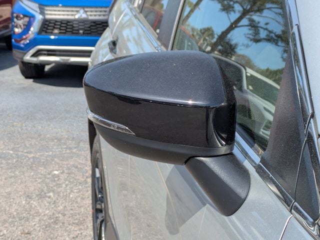 2026 Mitsubishi Eclipse Cross Base