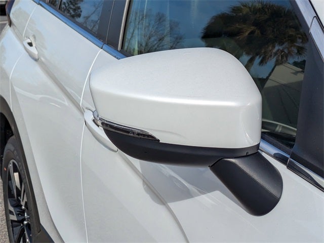 2026 Mitsubishi Eclipse Cross Base