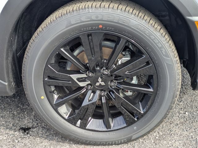 2026 Mitsubishi Eclipse Cross Base